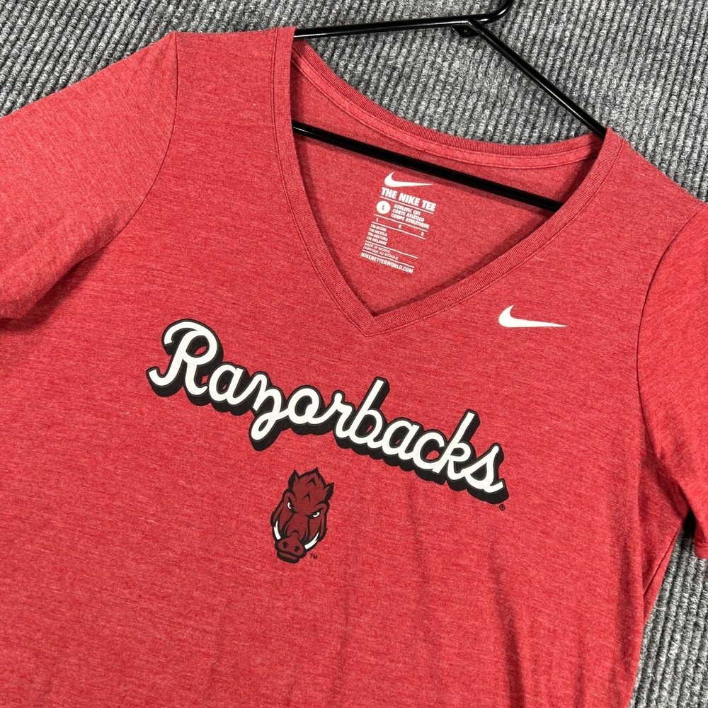 Arkansas Razorbacks Shirt Womens Large Red Short Sleeve V Neck SEC NCAA
